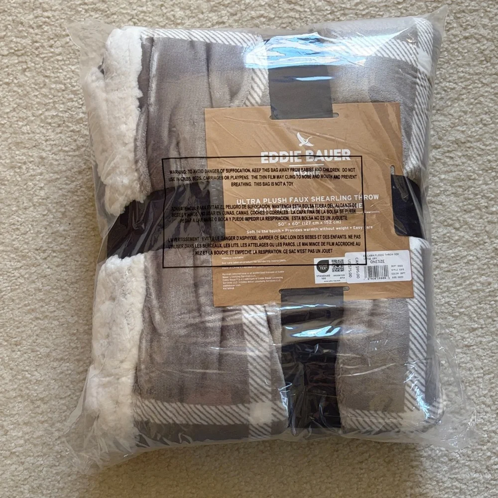 Eddie Bauer Ultra Plush Faux Shearling Throw - Gray and White